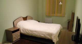Гостевой дом Мини - Отель V8 Абакан Апартаменты с 1 спальней-8